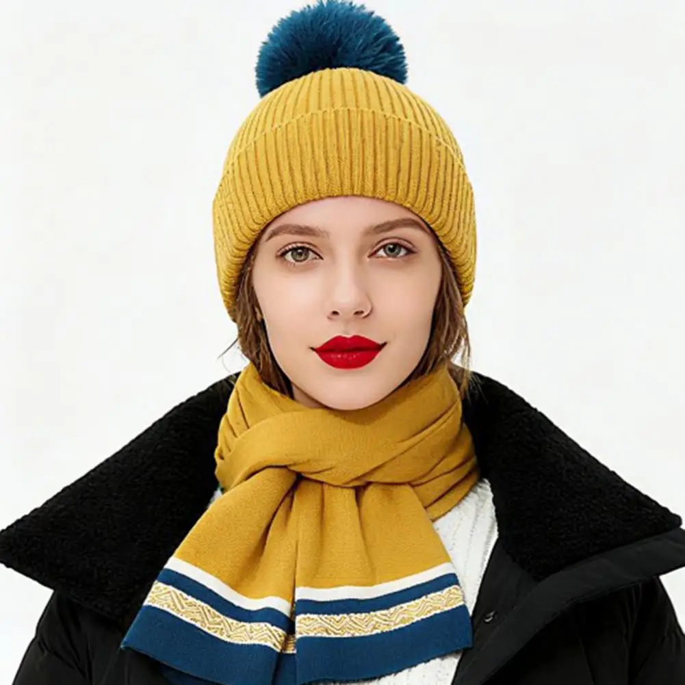 3Pcs/Set Women Winter Hat Scarf Gloves Set Plush Ball Decor Elastic Knitting Hat Long Scarf Touch Screen Gloves Set
3Pcs/Set Women Winter Hat Scarf Gloves Set Plush Ball Decor Elastic Knitting Hat Long Scarf Touch Screen Gloves Set