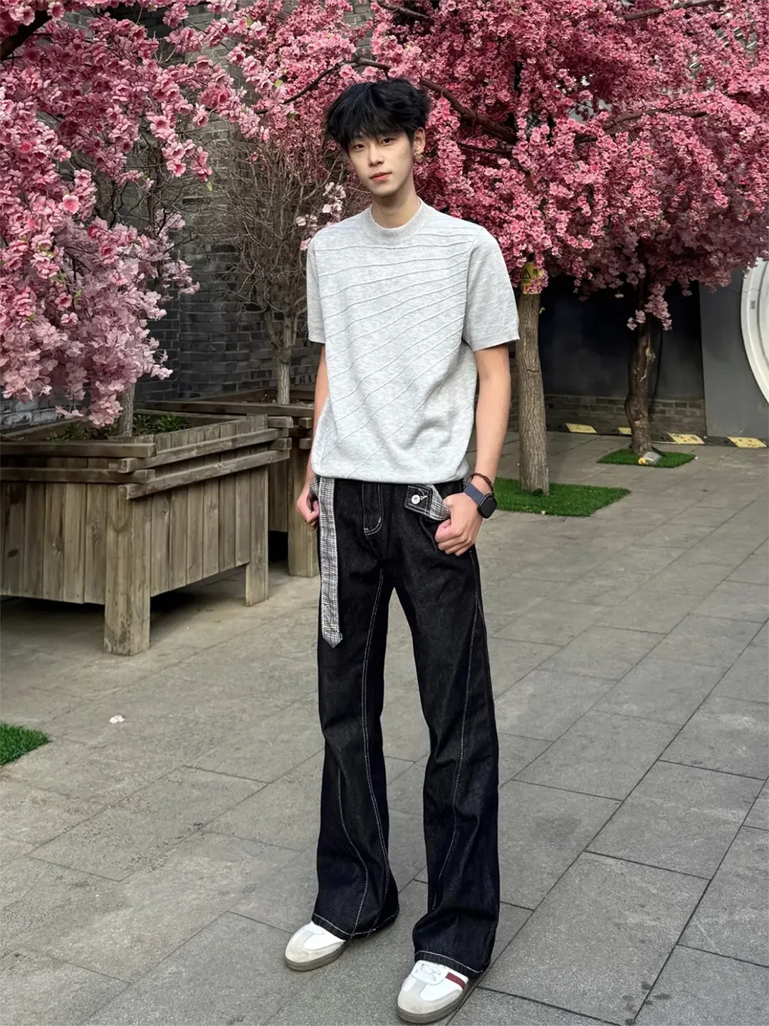 Black American Original Jeans Belted Flared Jeans Men's Summer Cleanfit Loose Straight Leg Jeans Youthful Casual Pure Color
Black American Original Jeans Belted Flared Jeans Men's Summer Cleanfit Loose Straight Leg Jeans Youthful Casual Pure Color