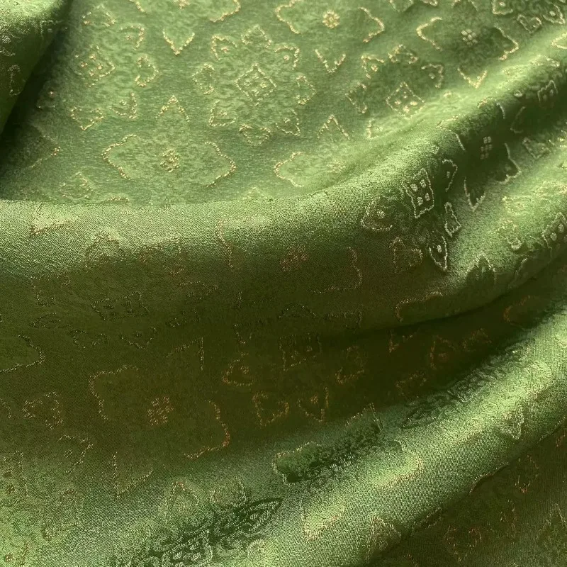 Silk Gold Brocade Jacquard Fabric Dot Gold Craft Mulberry New Chinese Style for Spring Summer Hanfu Qipao DIY Fabrics for Sewing
Silk Gold Brocade Jacquard Fabric Dot Gold Craft Mulberry New Chinese Style for Spring Summer Hanfu Qipao DIY Fabrics for Sewing