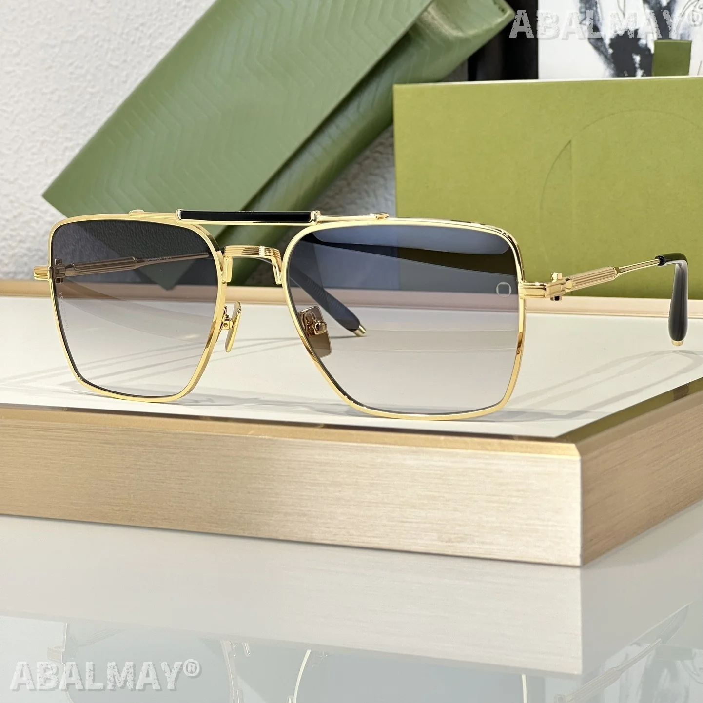 Top High Quality Sunglasses for Men and Women AKS-201D-57 CAT3 Style UV400 Retro Fashion Special Design Sun Glasses with box
Top High Quality Sunglasses for Men and Women AKS-201D-57 CAT3 Style UV400 Retro Fashion Special Design Sun Glasses with box