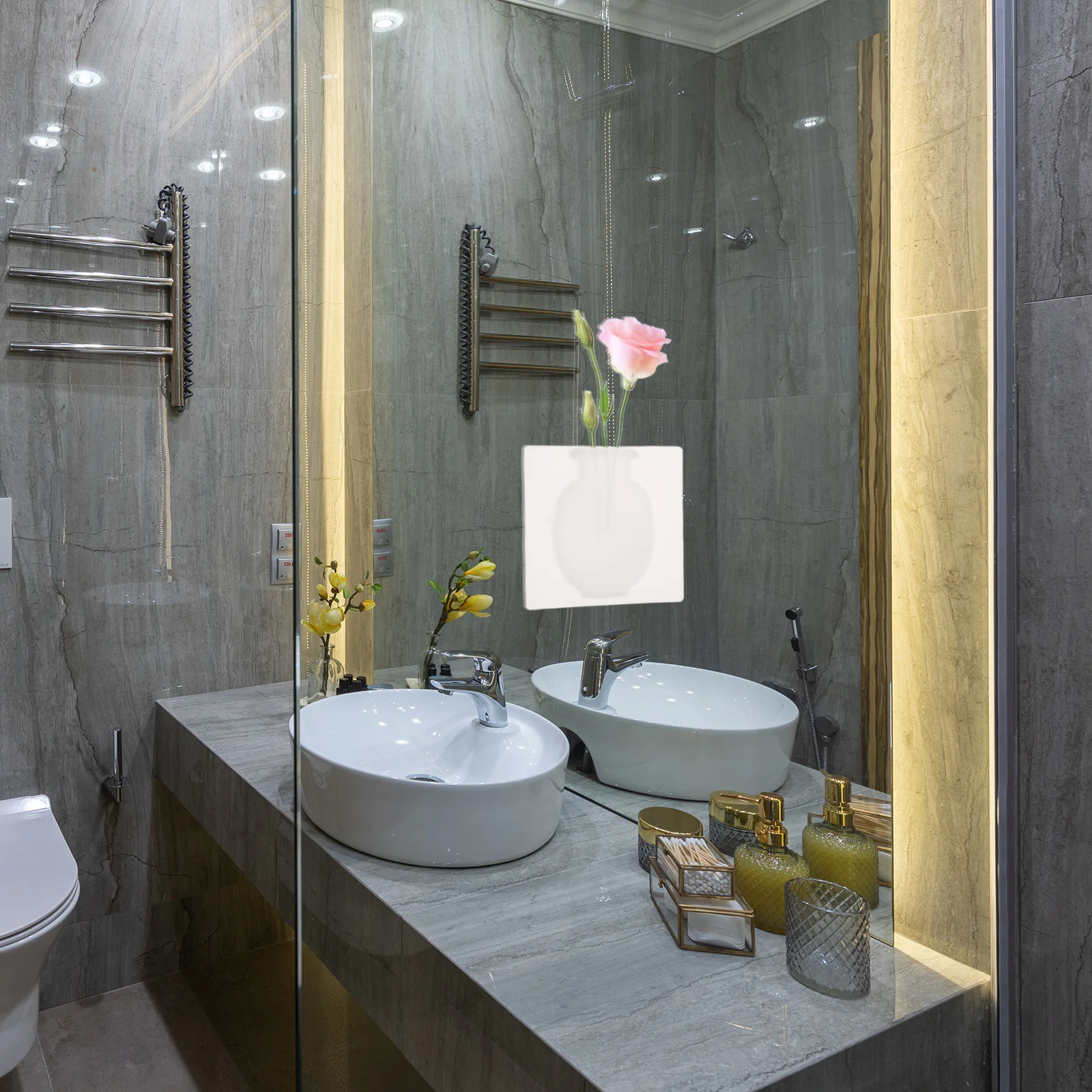 2pcs Suction Cup Wall Vase Premium Silicone Decor No Punch Reusable Plant Holder For Home Kitchen Bathroom Fridge Vase Creative
2pcs Suction Cup Wall Vase Premium Silicone Decor No Punch Reusable Plant Holder For Home Kitchen Bathroom Fridge Vase Creative