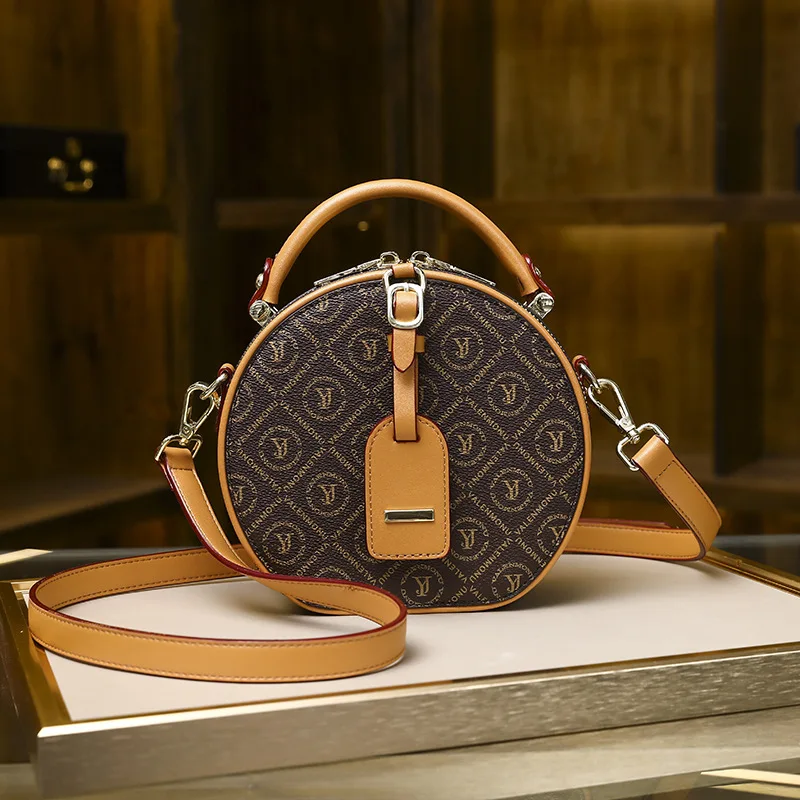 Classic Messenger Bag for Ladies - Leather Shoulder Crossbody Elegant Design By Famous Luxury Brand
Classic Messenger Bag for Ladies - Leather Shoulder Crossbody Elegant Design By Famous Luxury Brand