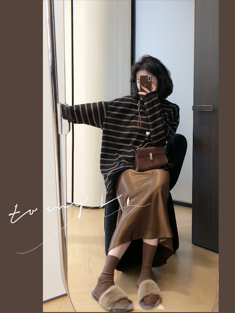 Elegant High Waist Draped Satin Half Skirt for Women Commute Style A-Line Long Skirt Pure Color Brandless Summer 2025
Elegant High Waist Draped Satin Half Skirt for Women Commute Style A-Line Long Skirt Pure Color Brandless Summer 2025