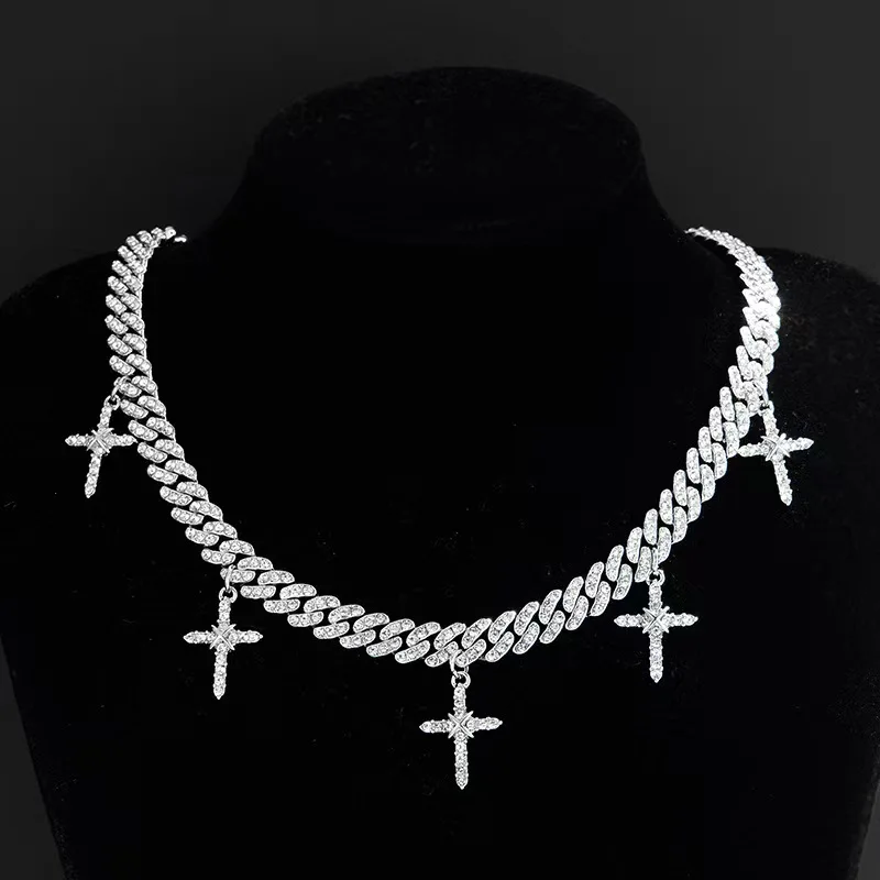 New Fashion Trends Hip Hop Cross Zircon Men Necklace Collarbone Chain Jewelry Punk Ornament High-Quality New
New Fashion Trends Hip Hop Cross Zircon Men Necklace Collarbone Chain Jewelry Punk Ornament High-Quality New
