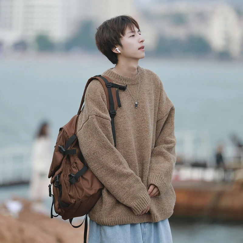 Мужской свитер Camere: осенне-зимний, в американском ретро-стиле, свободный, с круглым вырезом, теплый, модный, брендовый.
Мужской свитер Camere: осенне-зимний, в американском ретро-стиле, свободный, с круглым вырезом, теплый, модный, брендовый.