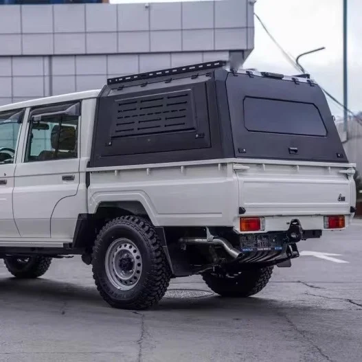 OEM Wholesale Aluminum Alloy Bed Hardtop Retractable Canopy Waterproof Pickup Truck Topper Locking Sliding Window LC79
OEM Wholesale Aluminum Alloy Bed Hardtop Retractable Canopy Waterproof Pickup Truck Topper Locking Sliding Window LC79