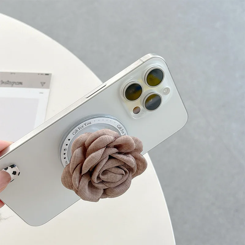 Korean Fabric Camellia Phone Grip Stand Lifelike Flower Holder for MagSafe Extend Aesthetic Desktop Mount for Hands-Free Viewing
Korean Fabric Camellia Phone Grip Stand Lifelike Flower Holder for MagSafe Extend Aesthetic Desktop Mount for Hands-Free Viewing