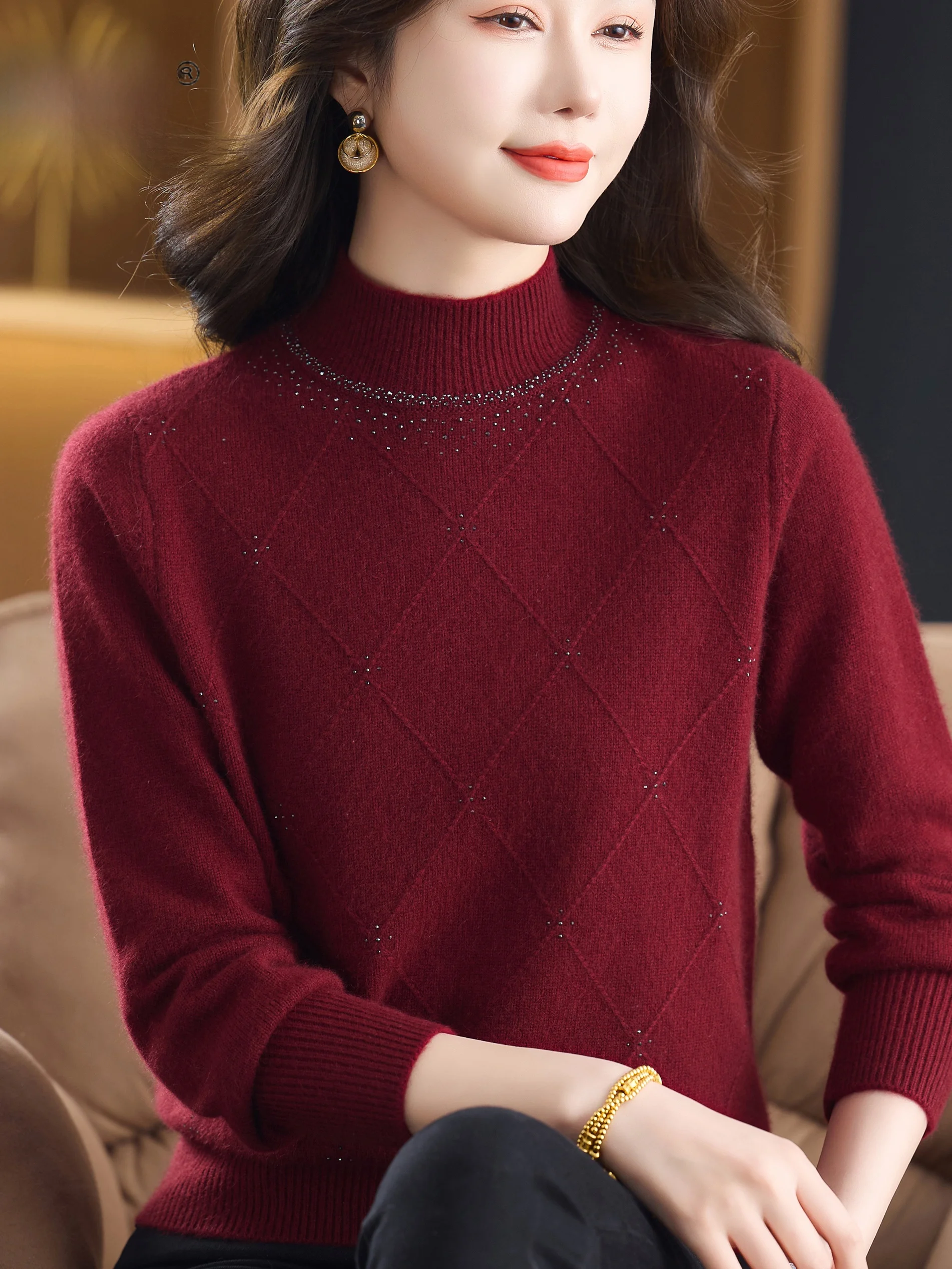 Faionable Mommy Sle Thiened f High Collar Diamond Embellied Woolen Sweater Women's Autumn Winter Knitted Base irt
Faionable Mommy Sle Thiened f High Collar Diamond Embellied Woolen Sweater Women's Autumn Winter Knitted Base irt