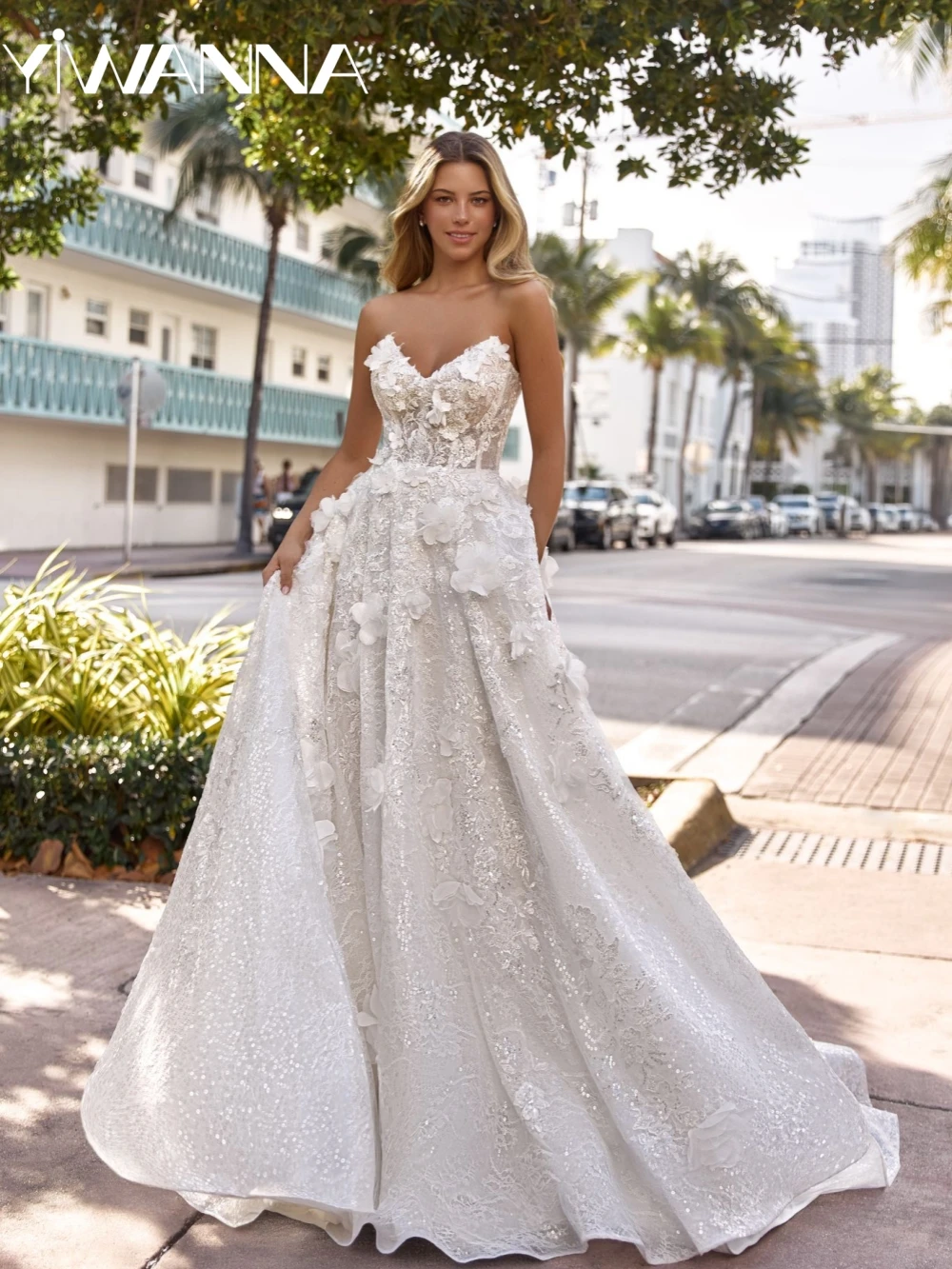 Glitter Beaded A-line Lace Wedding Dress With 3D Flower V-neck Sleeveless Bidal Gown Customized Elegant Long Dresses For Bride
Glitter Beaded A-line Lace Wedding Dress With 3D Flower V-neck Sleeveless Bidal Gown Customized Elegant Long Dresses For Bride