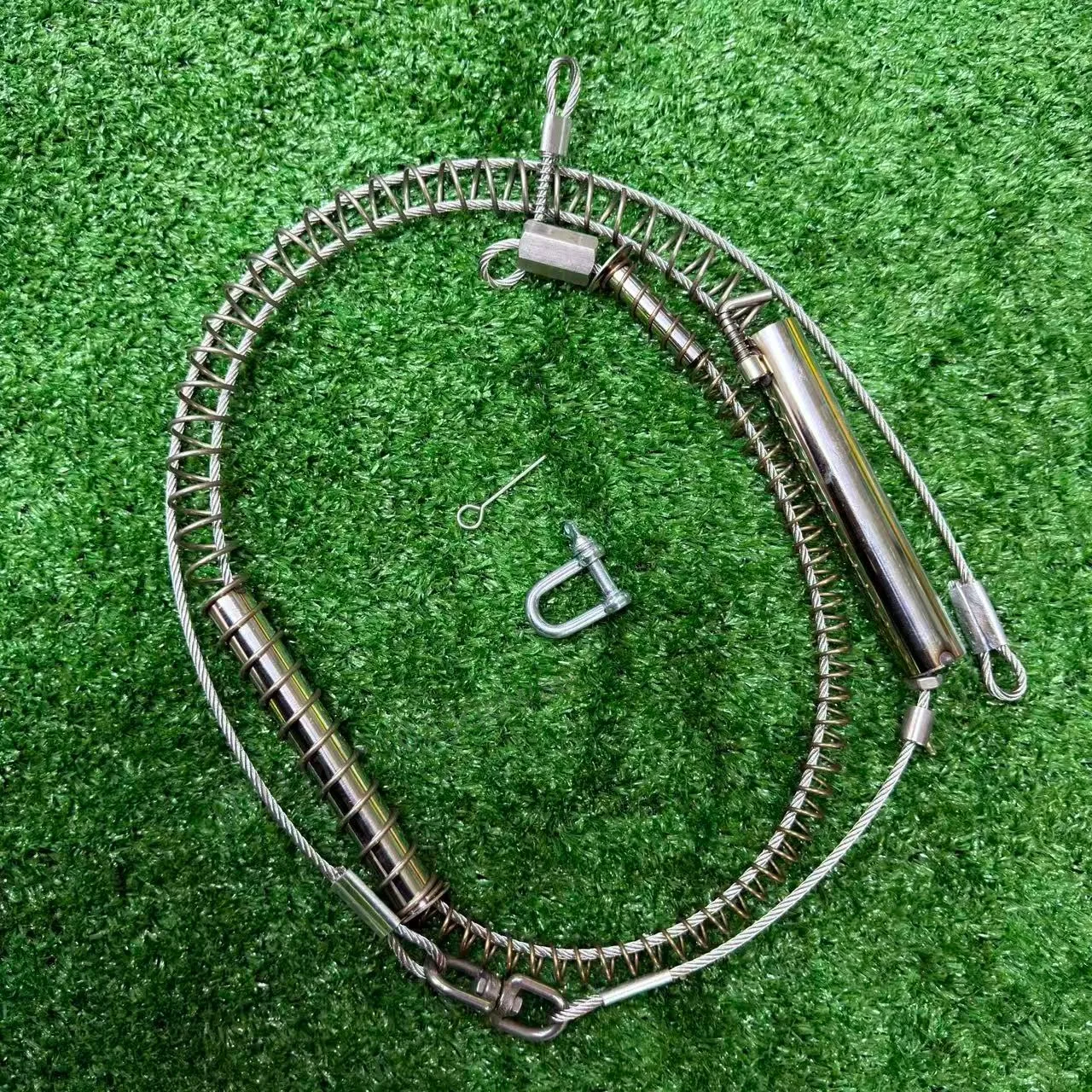 1 шт. Стальная пружина-замена для ловушек для диких кабанов, лис, кроликов, двухсекционная, усиленная пружина с гайками и стальным тросом
1 шт. Стальная пружина-замена для ловушек для диких кабанов, лис, кроликов, двухсекционная, усиленная пружина с гайками и стальным тросом