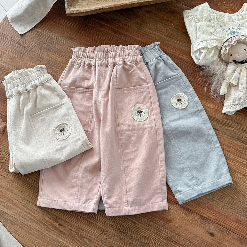 Брюки с цветочной вышивкой, весенне-осенняя мода, осень 2024, новые милые и милые однотонные тонкие повседневные брюки 
Брюки с цветочной вышивкой, весенне-осенняя мода, осень 2024, новые милые и милые однотонные тонкие повседневные брюки