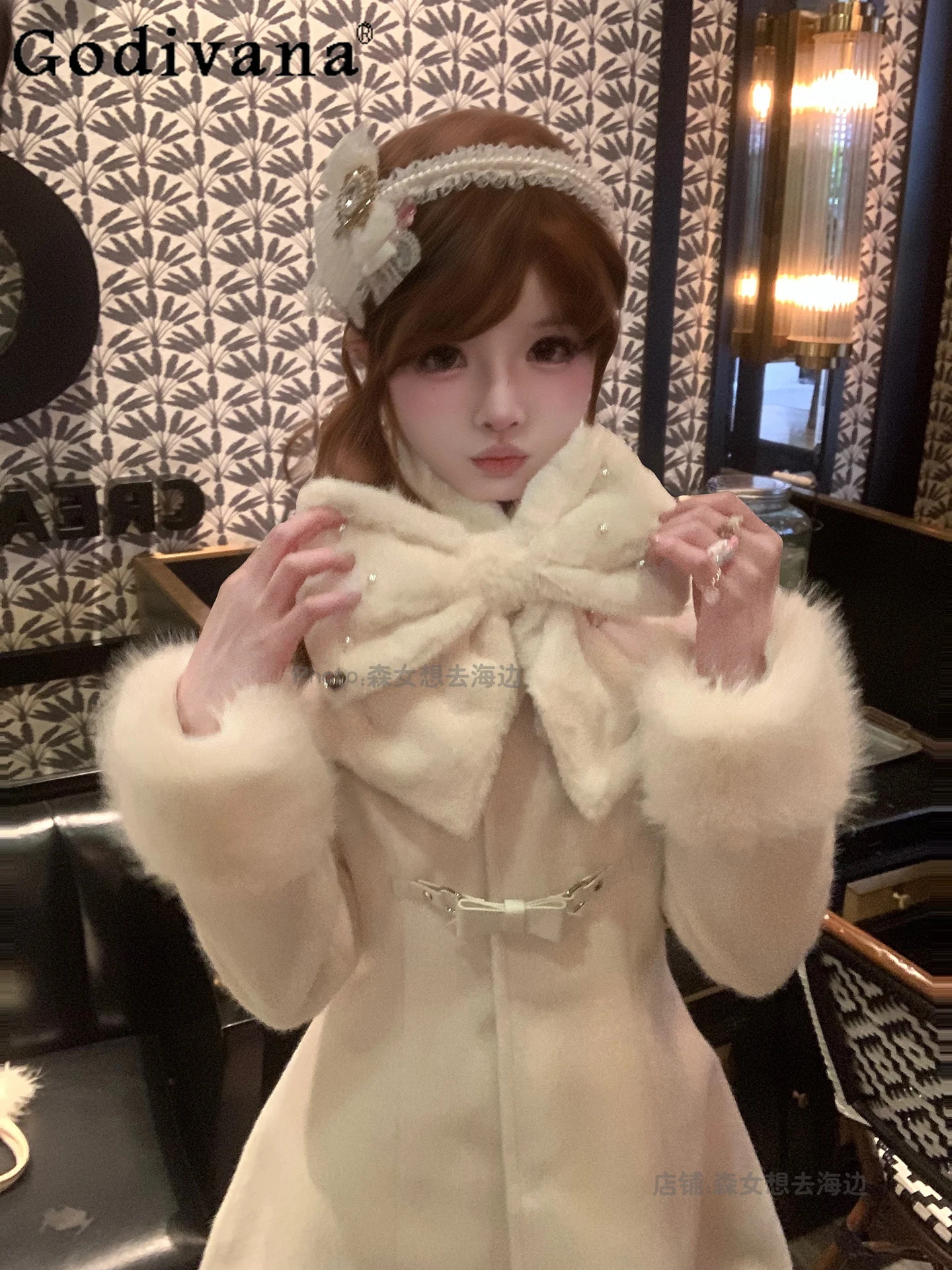 Mori Girl Original Japanese Style Lolita Pearl Bow Scarf Winter Warm Lace Cute Sweet Doll Feel Scarf
Mori Girl Original Japanese Style Lolita Pearl Bow Scarf Winter Warm Lace Cute Sweet Doll Feel Scarf