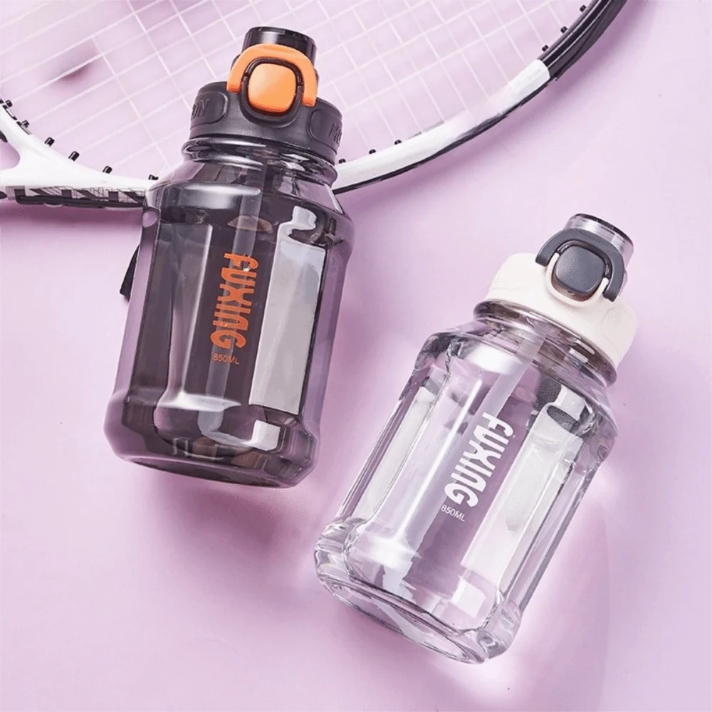 Portable 850ml Sports Kettle Large Capacity Leakproof Sports Water Bottle Drink Bottle Home Use
Portable 850ml Sports Kettle Large Capacity Leakproof Sports Water Bottle Drink Bottle Home Use