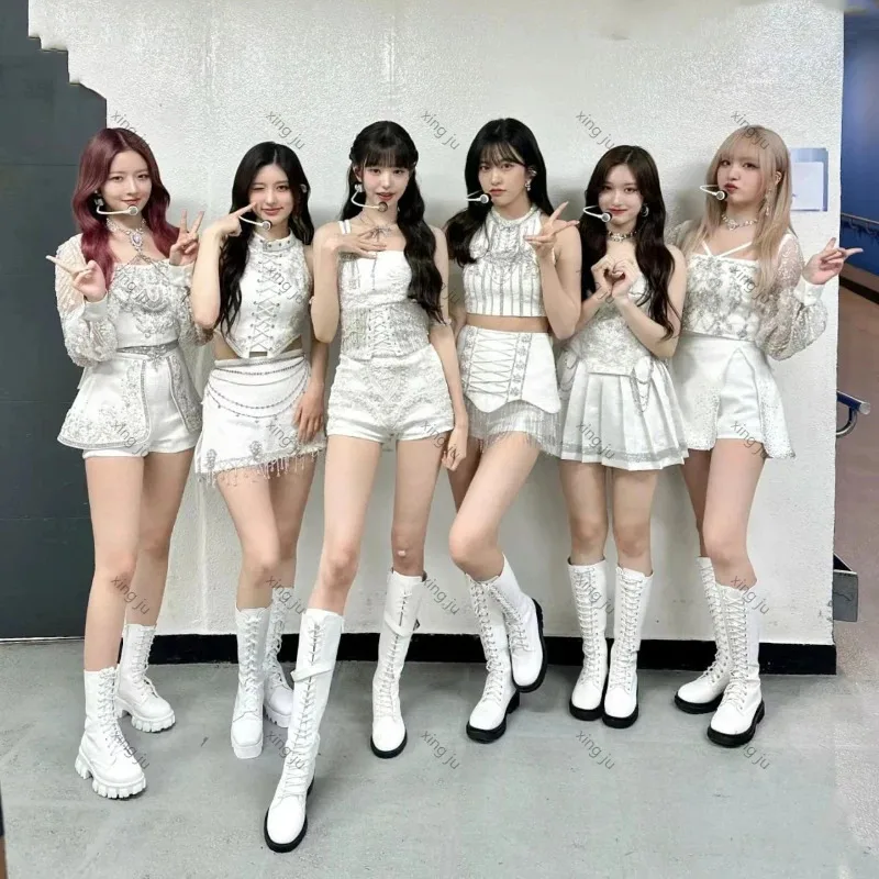 Kpop Women Group Jazz Dance Costume White Crop Tops Shiny Tassel Shorts Jazz Dance Clothing Nightclub DJ Concert Stage Outfits
Kpop Women Group Jazz Dance Costume White Crop Tops Shiny Tassel Shorts Jazz Dance Clothing Nightclub DJ Concert Stage Outfits