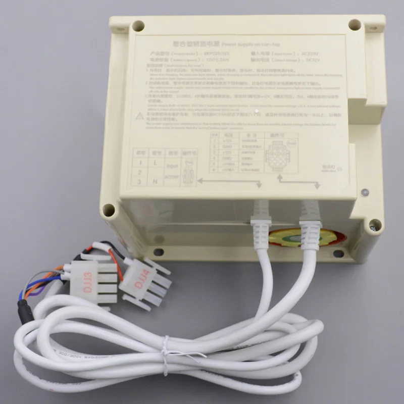 Встроенный аварийный источник питания на крыше автомобиля лифта XAA25302AE1 XCA RKP220
Встроенный аварийный источник питания на крыше автомобиля лифта XAA25302AE1 XCA RKP220