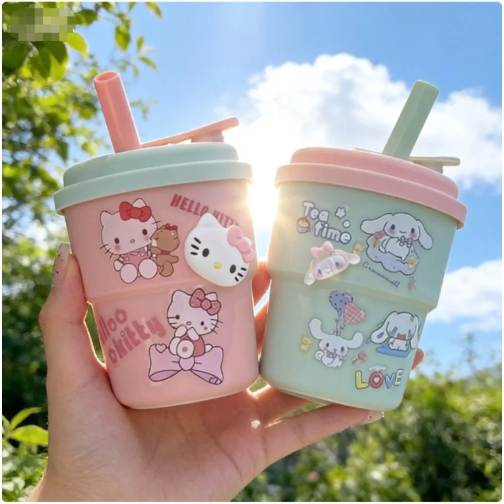 420ML Cute Hello Kitty Straw CupLarge Capacity Plastic Coffee Cup Fashion Cartoon Sanrio Water Bottle Travel portable Cup Gift
420ML Cute Hello Kitty Straw CupLarge Capacity Plastic Coffee Cup Fashion Cartoon Sanrio Water Bottle Travel portable Cup Gift