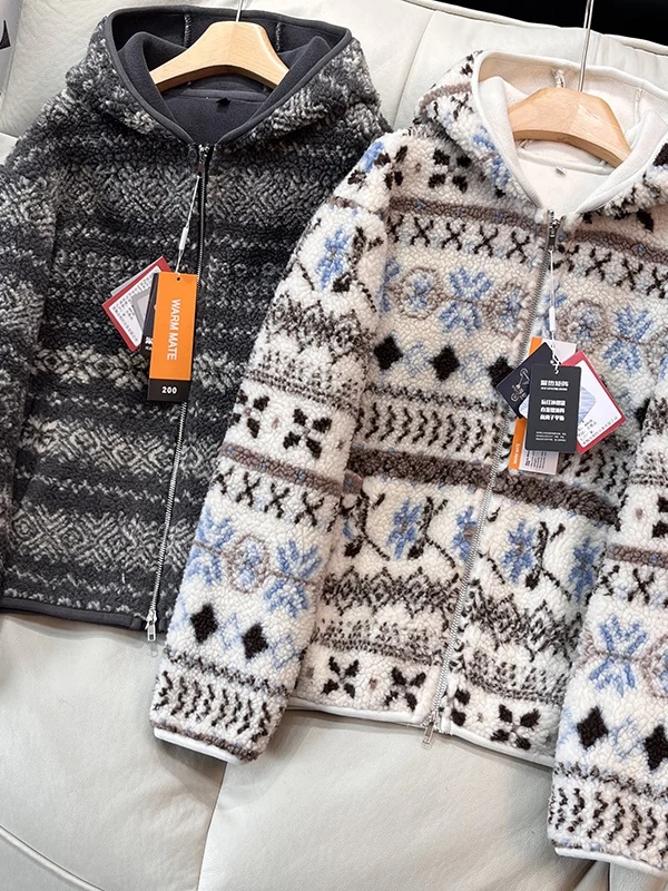 Retro Fair Isle Pattern Hooded Thickened Faux Sheepskin Fleece Long Sleeve Jacket for Women Outdoor Mountain Series Warmth
Retro Fair Isle Pattern Hooded Thickened Faux Sheepskin Fleece Long Sleeve Jacket for Women Outdoor Mountain Series Warmth
