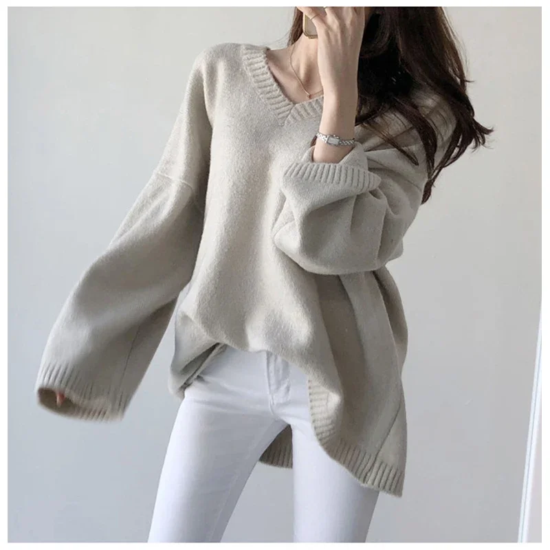 New Luxury Cashmere Sweater Women's V-neck Drop Shoulder Loose Pure Wool Sweater
New Luxury Cashmere Sweater Women's V-neck Drop Shoulder Loose Pure Wool Sweater