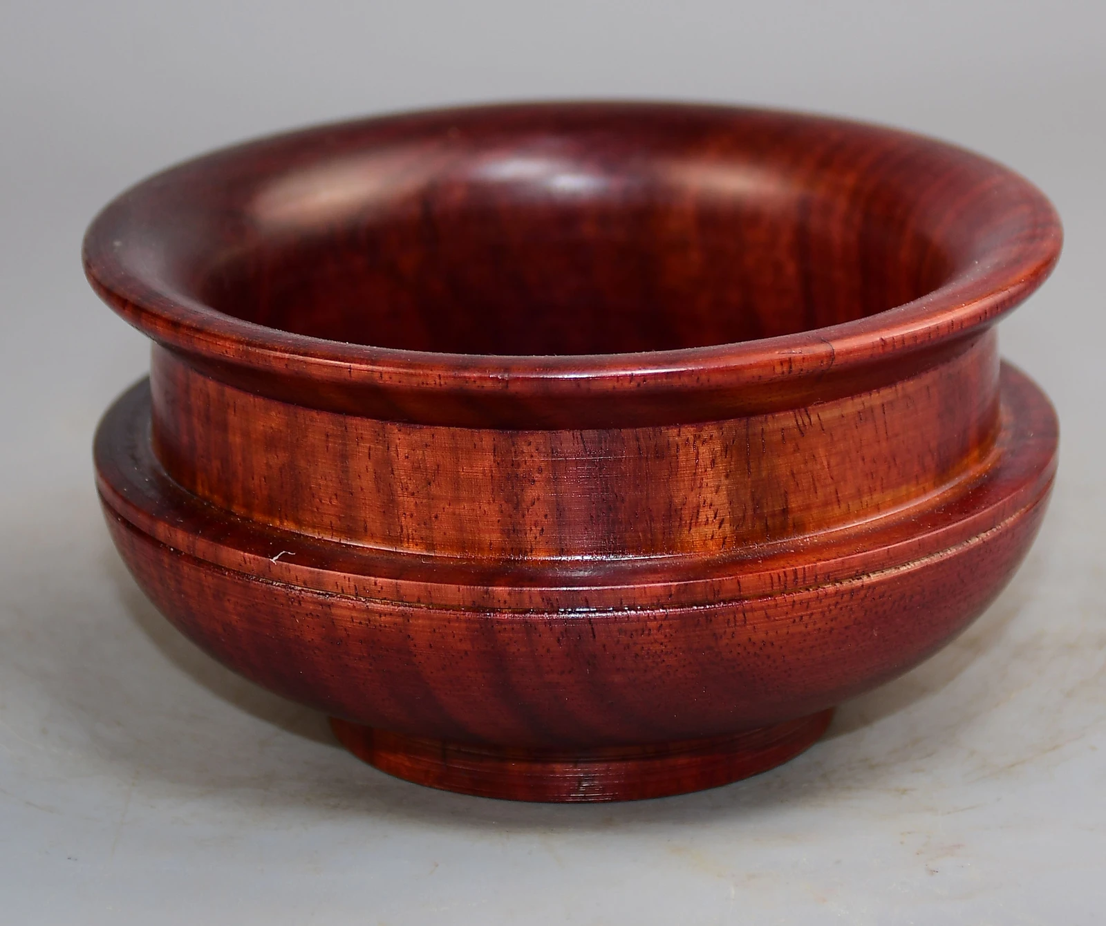 Chinese Boxwood Wood Hand Carving Blood Sandalwood Bowl Statues Figurines
Chinese Boxwood Wood Hand Carving Blood Sandalwood Bowl Statues Figurines