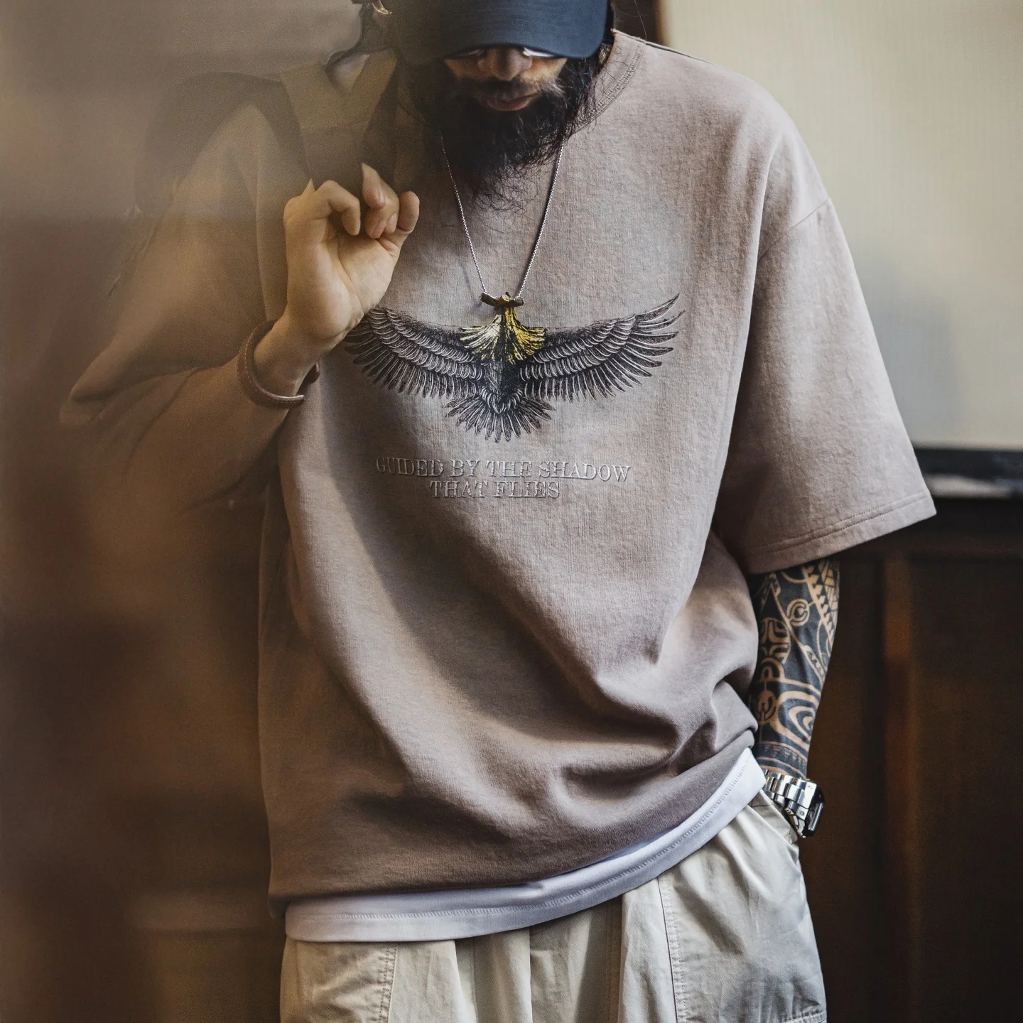 Maden Men's Amekaji Vintage Eagle Graphic Printed T-Shirt Crew Neck Loose Casual Summer Stylish Young Fashion Daily Wear Tops
Maden Men's Amekaji Vintage Eagle Graphic Printed T-Shirt Crew Neck Loose Casual Summer Stylish Young Fashion Daily Wear Tops