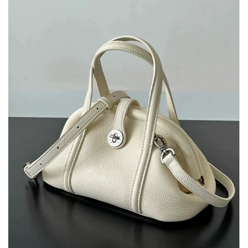 Fashion Women's Bag High-end Commuting Female Shoulder Bag Luxury Dumpling Bag Crossbody Bags Soft PU Leather Material Handbags
Fashion Women's Bag High-end Commuting Female Shoulder Bag Luxury Dumpling Bag Crossbody Bags Soft PU Leather Material Handbags