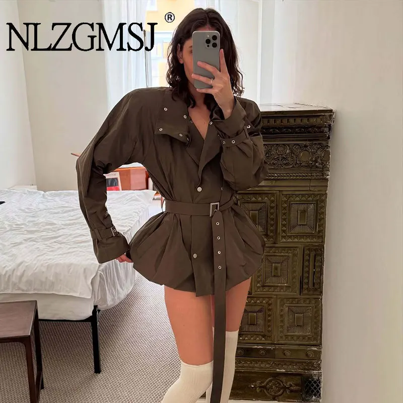 Nlzgmsj 2026 Office Lady Trench Jackets Women Long Sleeve Buttons Belt Decoration Chic Coats Fashion Straight Outwears Y2K
Nlzgmsj 2026 Office Lady Trench Jackets Women Long Sleeve Buttons Belt Decoration Chic Coats Fashion Straight Outwears Y2K