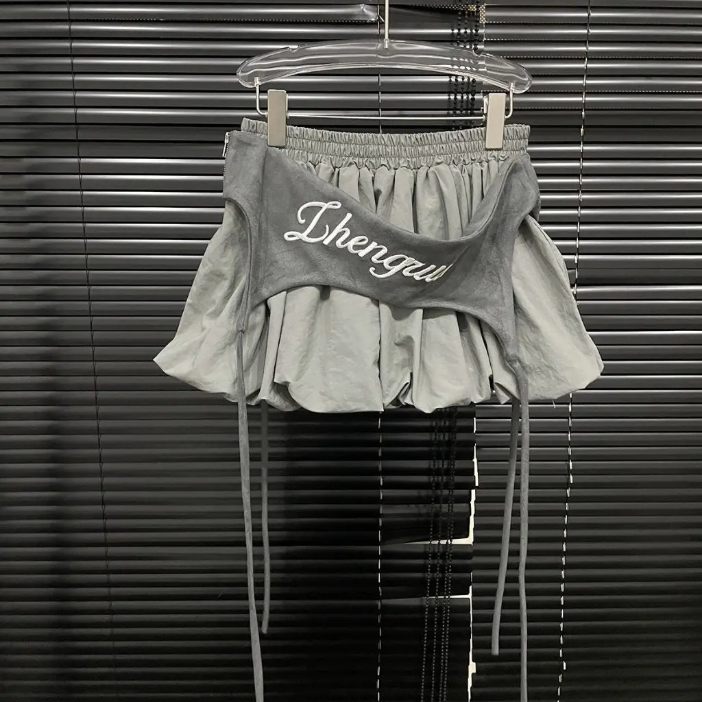 Spring New Arrival Female Layered Spliced Flower Bud Skirt Sweet And Spicy Tutu Design Short Skirt Niche Style
Spring New Arrival Female Layered Spliced Flower Bud Skirt Sweet And Spicy Tutu Design Short Skirt Niche Style