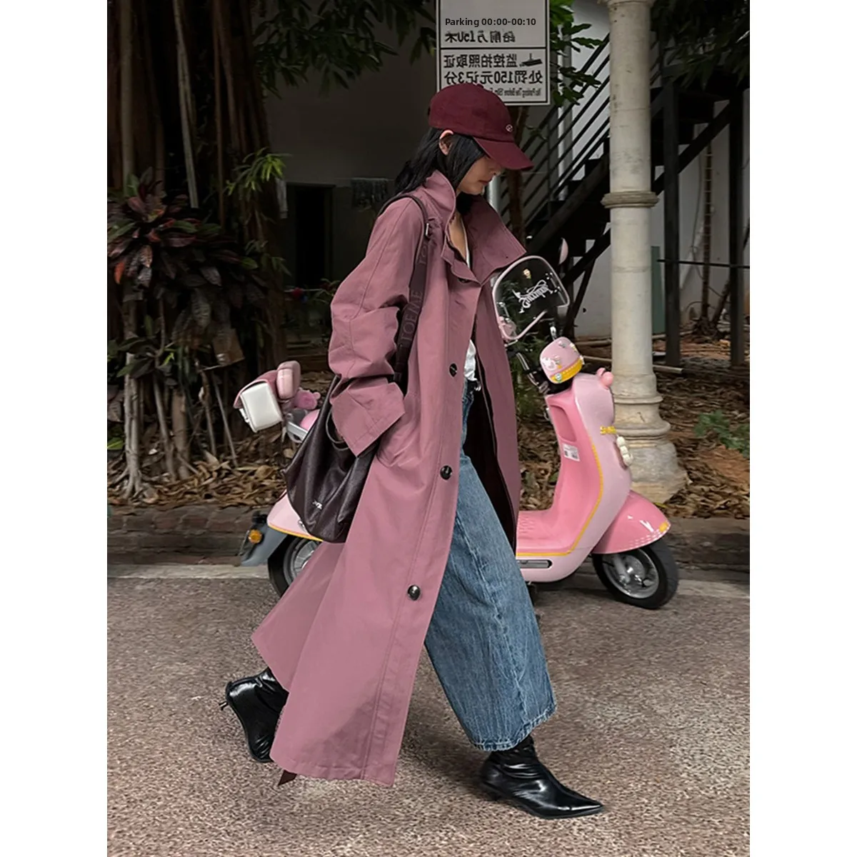 Свободное повседневное длинное пальто для женщин: весенне-осенняя ветровка с воротником-стойкой, удобное прямое пальто в корейском стиле
Свободное повседневное длинное пальто для женщин: весенне-осенняя ветровка с воротником-стойкой, удобное прямое пальто в корейском стиле