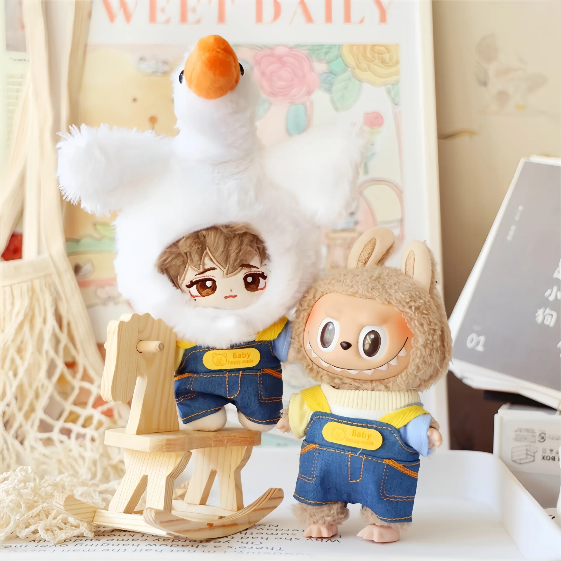 10cm Cute Mini Idol Doll Clothes Kawaii Swan Hat Strap Pants Bunny T-shirt Set DIY Dress Up Doll Accessory Games for Girls Gifts
10cm Cute Mini Idol Doll Clothes Kawaii Swan Hat Strap Pants Bunny T-shirt Set DIY Dress Up Doll Accessory Games for Girls Gifts
