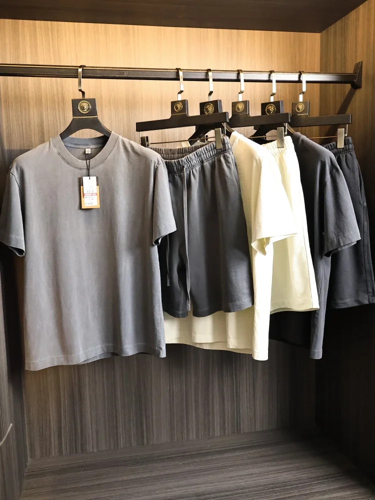 Summer Men's Casual Sportswear Set Loose Fit round Neck Short Sleeve Five-Quarter Pants Versatile Comfortable Youth Fashion
Summer Men's Casual Sportswear Set Loose Fit round Neck Short Sleeve Five-Quarter Pants Versatile Comfortable Youth Fashion
