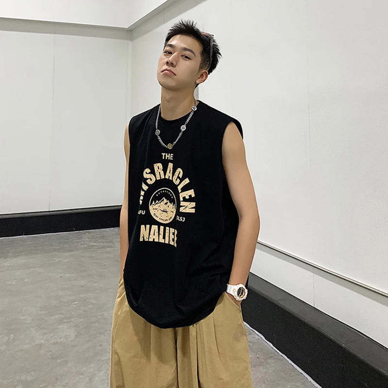 Kazuki Kuraii Men's Summer New Ice Silk Thin Vest Fitn Svel ort Sve Spor round Ne Cotton Sweat Vest
Kazuki Kuraii Men's Summer New Ice Silk Thin Vest Fitn Svel ort Sve Spor round Ne Cotton Sweat Vest