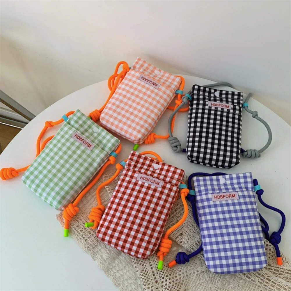 Fashion Mini Square Grid Canvas Shoulder Bag Portable Crossbody Mobile Phone Bags Multifunctional Women Lipstick Storage Bags
Fashion Mini Square Grid Canvas Shoulder Bag Portable Crossbody Mobile Phone Bags Multifunctional Women Lipstick Storage Bags