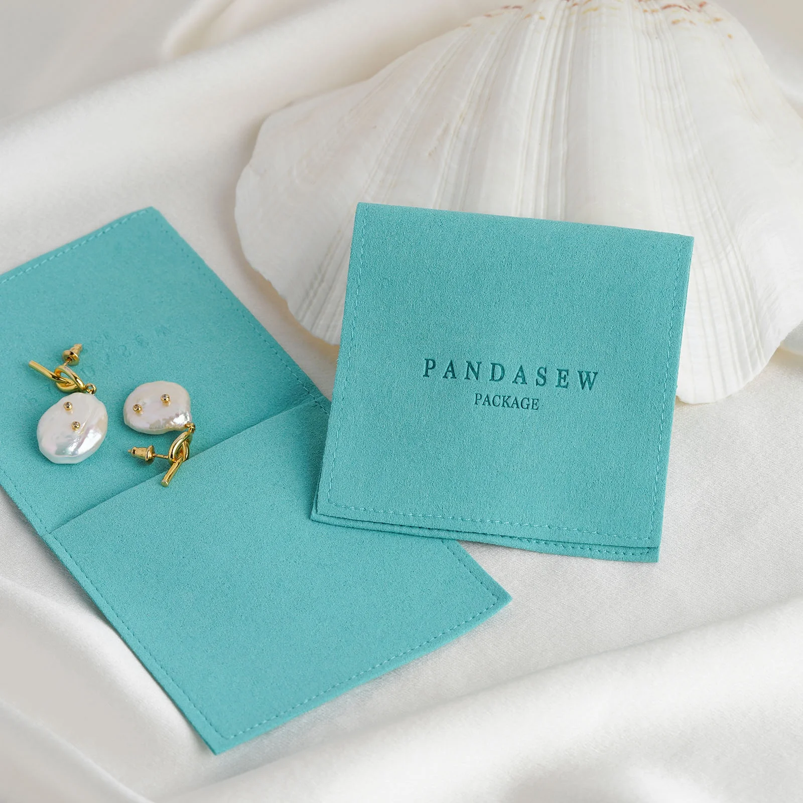 Luxury Microfiber Jewelry Pouch,Small Earring, Ring Packaging, Jade Storage,Wedding, Birthday Party, Custom, High Quality, 50Pcs
Luxury Microfiber Jewelry Pouch,Small Earring, Ring Packaging, Jade Storage,Wedding, Birthday Party, Custom, High Quality, 50Pcs
