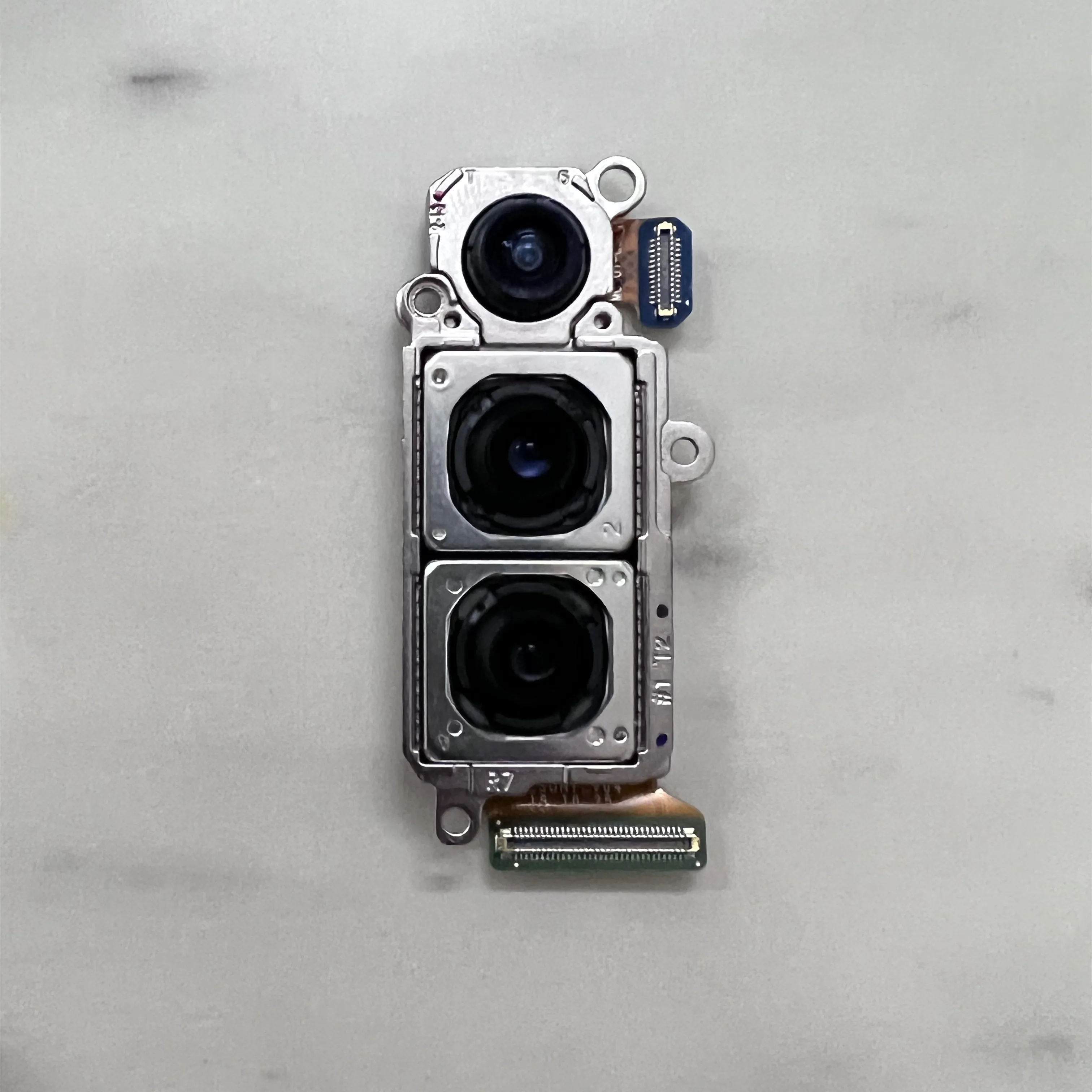 For Samsung Galaxy S21 Plus OEM Rear Camera for Samsung Galaxy S21+ S21 G991 G996
For Samsung Galaxy S21 Plus OEM Rear Camera for Samsung Galaxy S21+ S21 G991 G996
