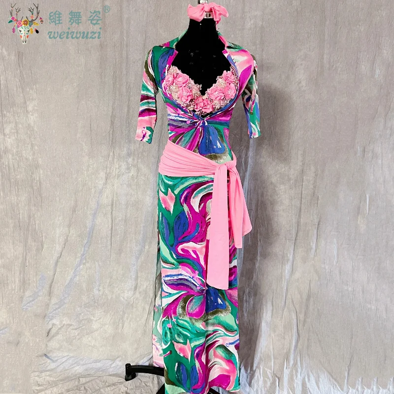 Belly Dance Set Women Customize Sequin Robe+Bra+headscarf+hip Scarf 4pcs Set Shaabi Baladi Saidi Dance Competition Robes Dress
Belly Dance Set Women Customize Sequin Robe+Bra+headscarf+hip Scarf 4pcs Set Shaabi Baladi Saidi Dance Competition Robes Dress