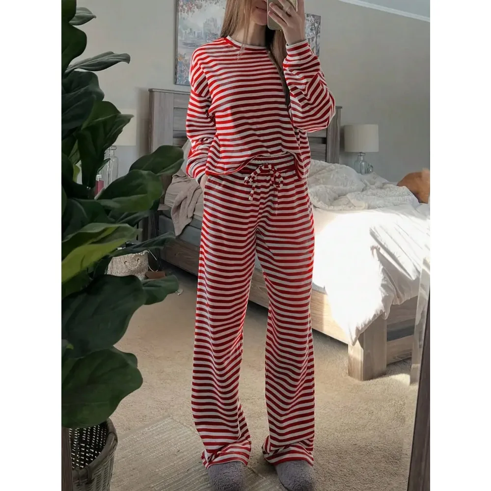 2-Pack Women's Autumn Striped Pajama Set Loose Round Neck Top Elastic Waist Pants Can Be Worn As Outerwear Home Clothes Set Drop Shoulder Sleeve Fashionable Temperament Y2K
2-Pack Women's Autumn Striped Pajama Set Loose Round Neck Top Elastic Waist Pants Can Be Worn As Outerwear Home Clothes Set Drop Shoulder Sleeve Fashionable Temperament Y2K