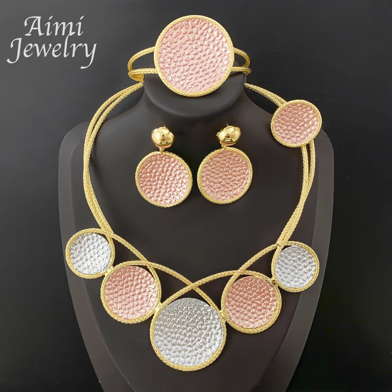 Красочный текстурированный круглый комплект ювелирных изделий для женщин, массивное колье-колье, серьги, браслет, кольцо, подарки для свадебной вечеринки
Красочный текстурированный круглый комплект ювелирных изделий для женщин, массивное колье-колье, серьги, браслет, кольцо, подарки для свадебной вечеринки