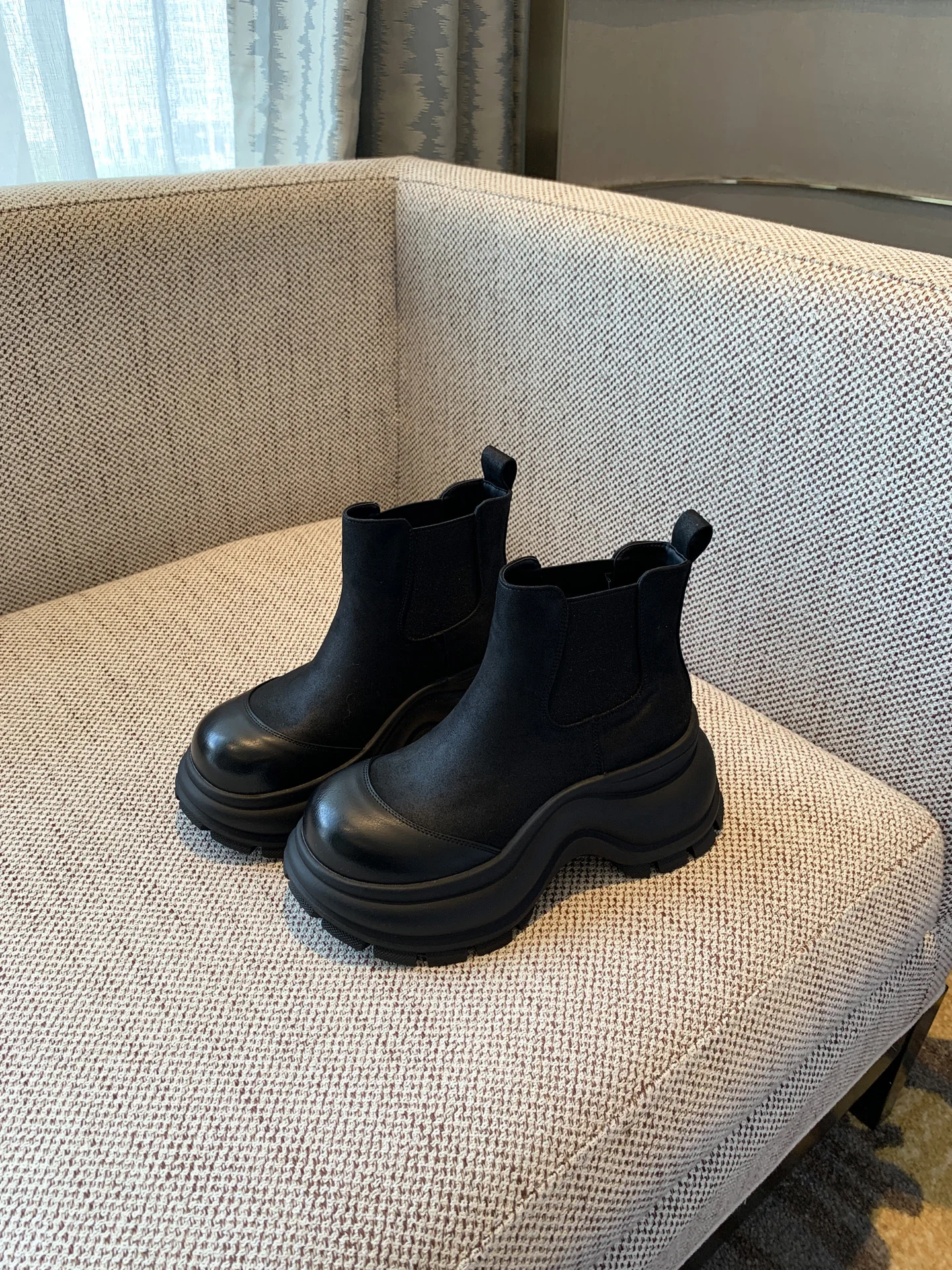 Casual Briti Sle Boots Women's New Faion Heightening 7CM Thi Bot Chelsea ort Boots Waterproof Platform
Casual Briti Sle Boots Women's New Faion Heightening 7CM Thi Bot Chelsea ort Boots Waterproof Platform