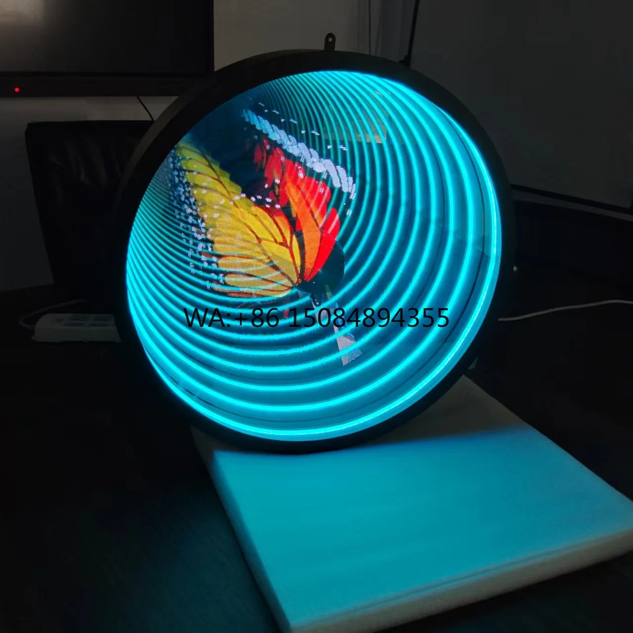 Outdoor Indoor 3d Colored Neon Infinity Mirror Signage Holographic Fan Mirror
Outdoor Indoor 3d Colored Neon Infinity Mirror Signage Holographic Fan Mirror
