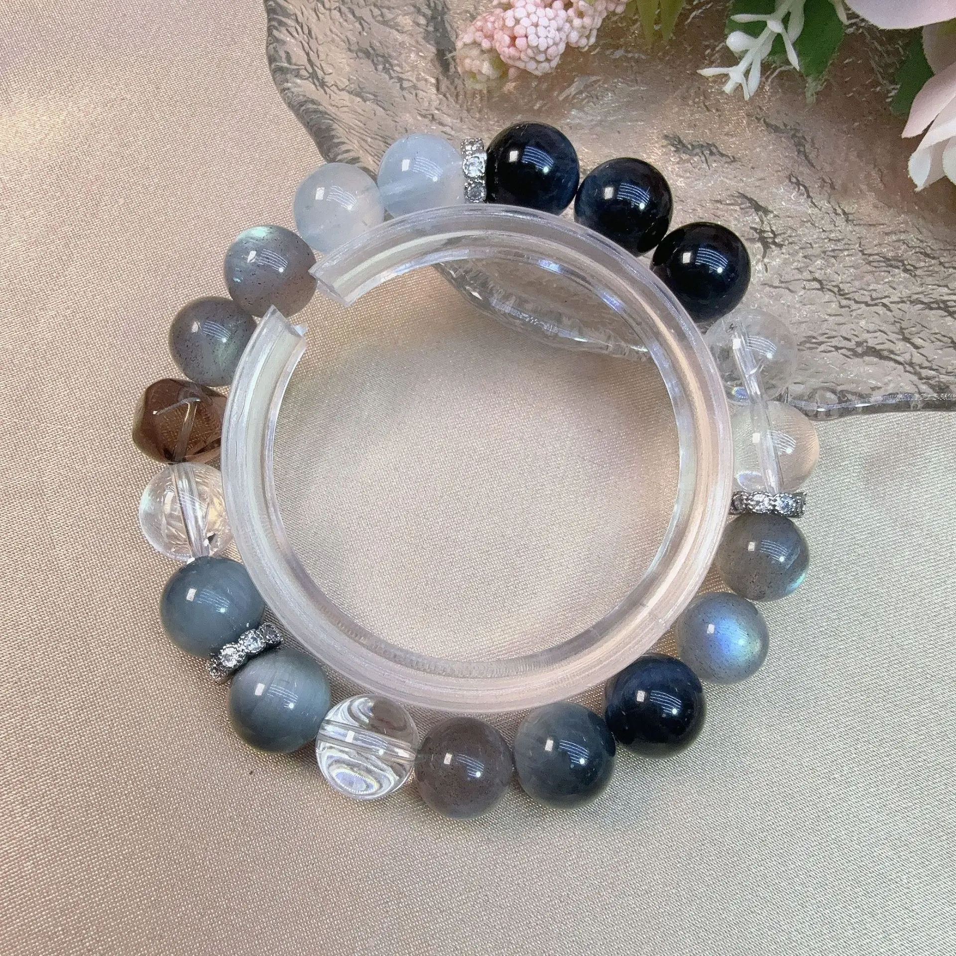 Натуральный белый камень Ace Eagle Stone Tiger Eye Grey Moonlight Sea Blue Treasure M Набор с чайным кристаллом Повседневный легкий роскошный браслет W
Натуральный белый камень Ace Eagle Stone Tiger Eye Grey Moonlight Sea Blue Treasure M Набор с чайным кристаллом Повседневный легкий роскошный браслет W