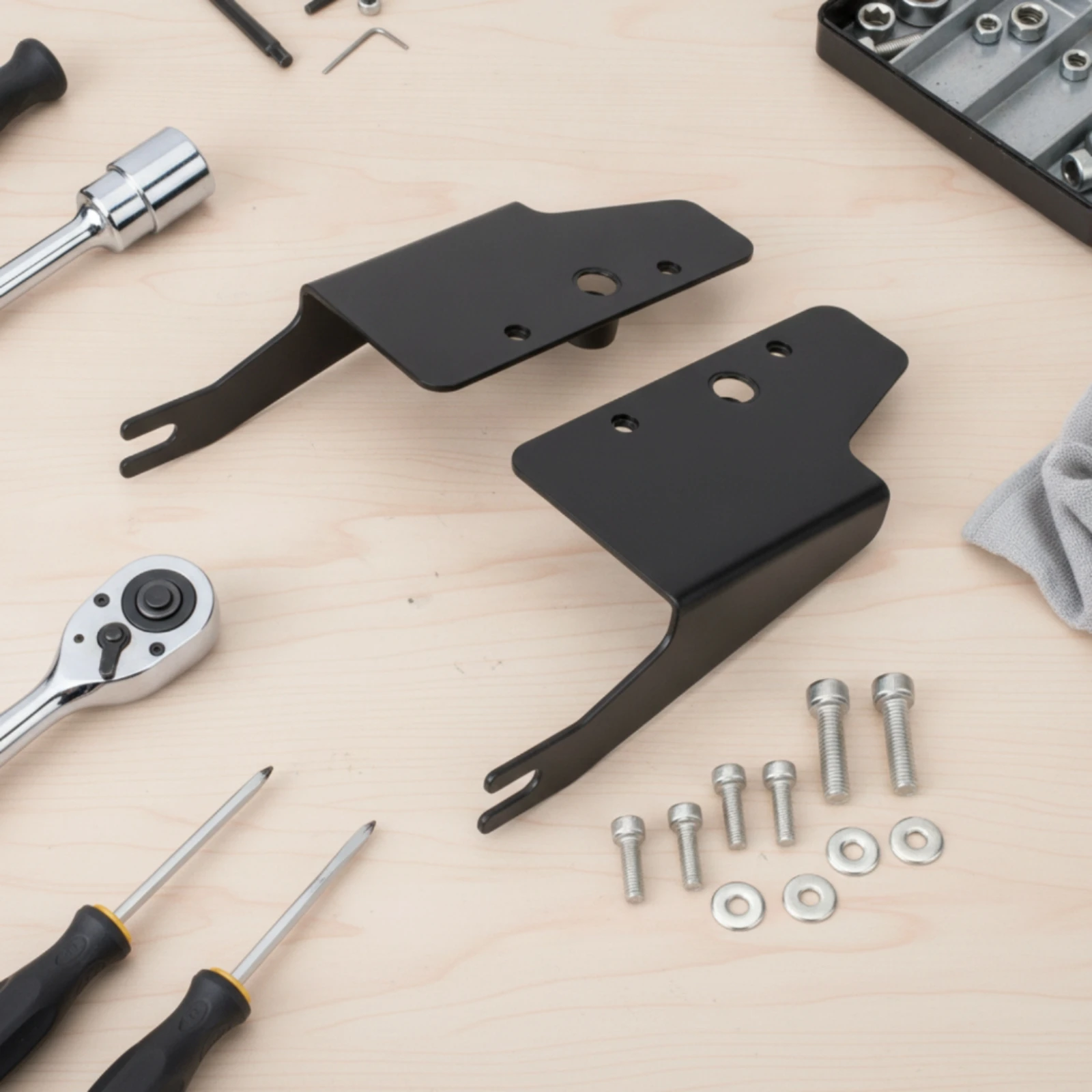 Trunk Bracket Long-Lasting Trunk Frame Bracket Mounting Plate Secure Rear Bag Holder Strong for Motorcycle Riders
Trunk Bracket Long-Lasting Trunk Frame Bracket Mounting Plate Secure Rear Bag Holder Strong for Motorcycle Riders