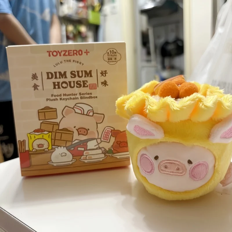 Коллекционная фигурка-сюрприз Lulu Pig Blind Box: Lulu's Bistro Gourmet Explorer, украшение Gourmet Explorer, таинственная коробка Lulu Pig, подарок для детей на Новый год
Коллекционная фигурка-сюрприз Lulu Pig Blind Box: Lulu's Bistro Gourmet Explorer, украшение Gourmet Explorer, таинственная коробка Lulu Pig, подарок для детей на Новый год