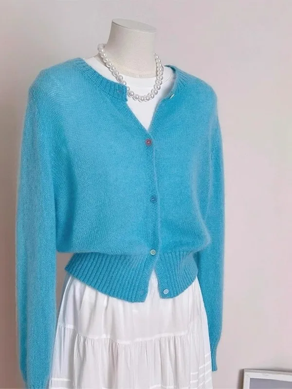 Blue Soft Cozy Cashmere Knitted round Neck Open Cardigan Women Spring Autumn Gentle Style Fashionable Top Warm Long Sleeve
Blue Soft Cozy Cashmere Knitted round Neck Open Cardigan Women Spring Autumn Gentle Style Fashionable Top Warm Long Sleeve