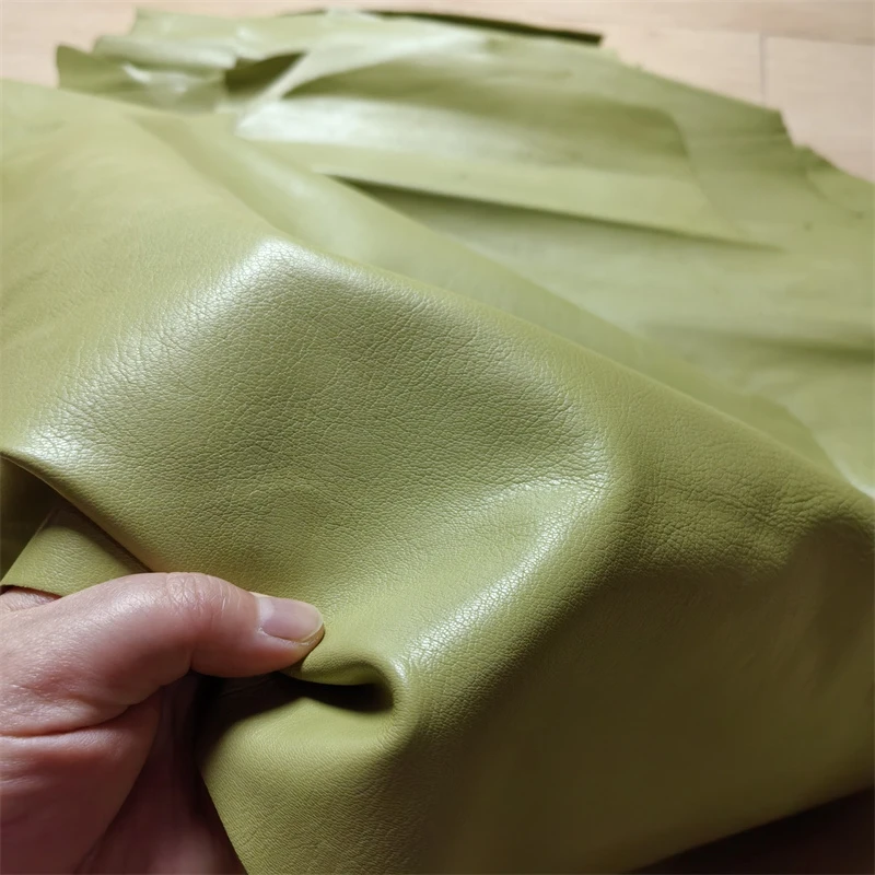 0.7/1mm Light Green Sheepskin. First Layer Leather. Real Leather Fabric. Handmade DIY For Bags. The Whole Sheepskin.
0.7/1mm Light Green Sheepskin. First Layer Leather. Real Leather Fabric. Handmade DIY For Bags. The Whole Sheepskin.