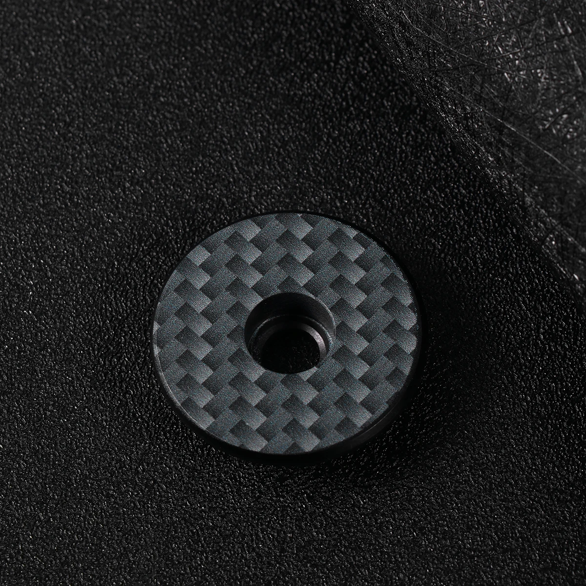Mountain Aluminum Alloy Bowl Set Lid Headset Cover for Bicycles Accessories Caps Cycling
Mountain Aluminum Alloy Bowl Set Lid Headset Cover for Bicycles Accessories Caps Cycling