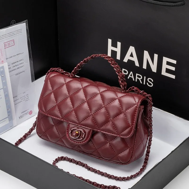 Модная женская сумка, новинка 2025, портативная сумка на цепочке Xiaoxiangfeng, высококачественная сумка через плечо в иностранном стиле с бриллиантами
Модная женская сумка, новинка 2025, портативная сумка на цепочке Xiaoxiangfeng, высококачественная сумка через плечо в иностранном стиле с бриллиантами