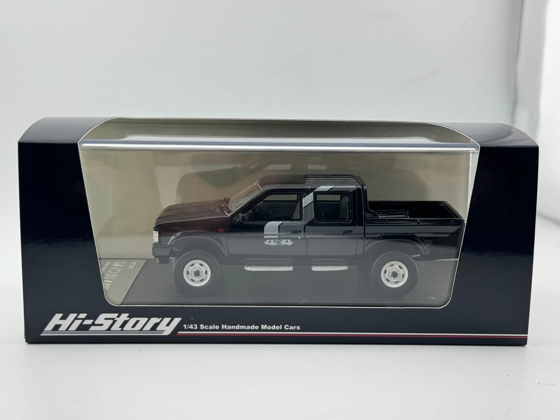 Flaws Hi Story 1/43 Scale Datsun 4WD Resin Car Model
Flaws Hi Story 1/43 Scale Datsun 4WD Resin Car Model
