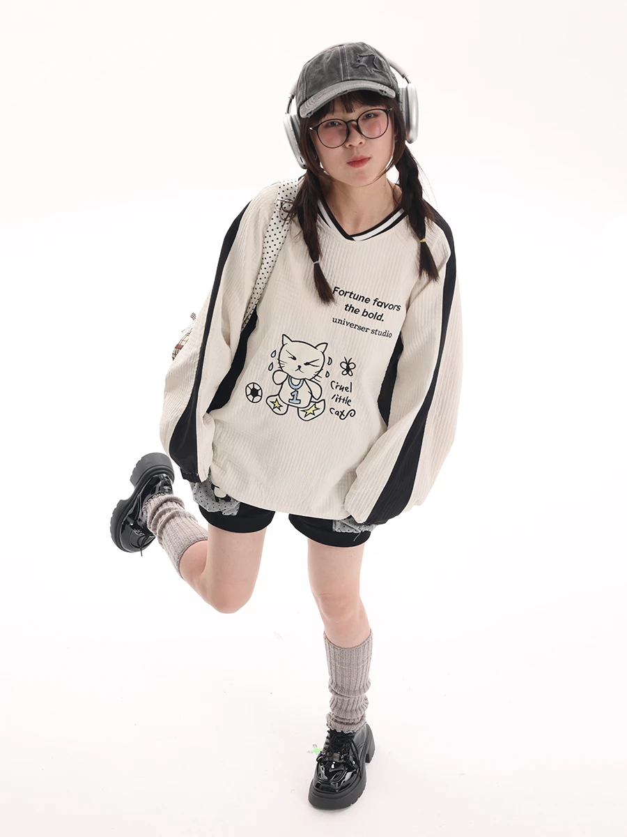 Cool Black Soccer Illustration Long Sleeve T-Shirt Casual Loose Fit Women's Fashion Spring 2026 Polyester Cotton Blend
Cool Black Soccer Illustration Long Sleeve T-Shirt Casual Loose Fit Women's Fashion Spring 2026 Polyester Cotton Blend