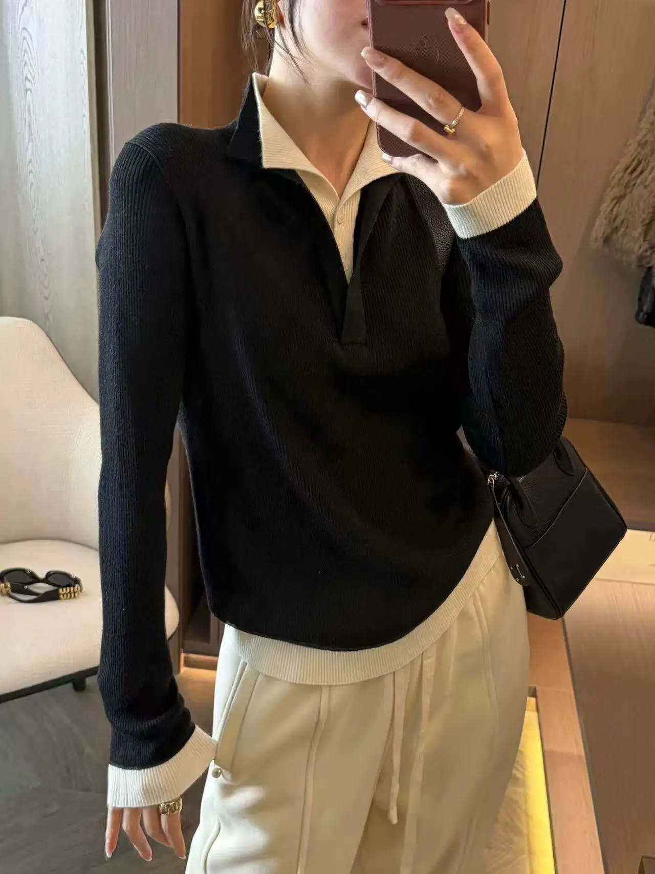 Stunning Black V-Neck Knitted Sweater Women's Base Layer Top Collar Fake Two-Piece High-End Feeling Casual Wear Spring
Stunning Black V-Neck Knitted Sweater Women's Base Layer Top Collar Fake Two-Piece High-End Feeling Casual Wear Spring