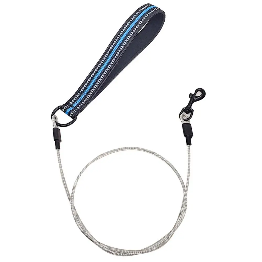 Pet Traction Rope Reflective Strip Design Anti-bite Steel Wire Walking Dog Belt Leash Dog Cats Supplies
Pet Traction Rope Reflective Strip Design Anti-bite Steel Wire Walking Dog Belt Leash Dog Cats Supplies